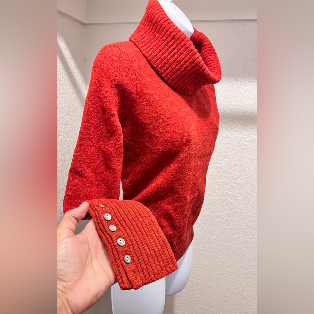Tweeds sweater